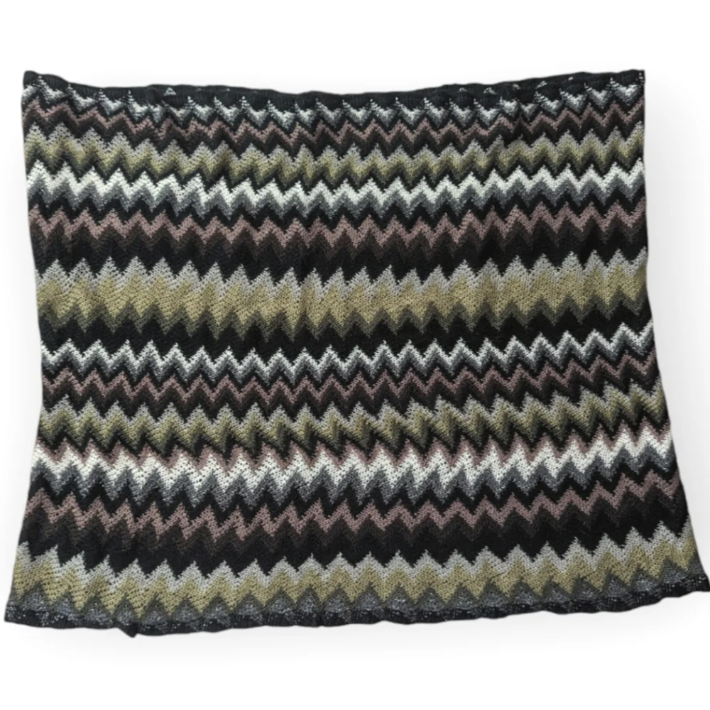 Steve Madden Infinity Scarf Chevron Print Double Over Vest Shrug New with tags.